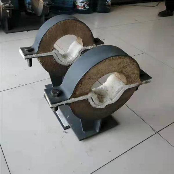 蛭石隔熱管托